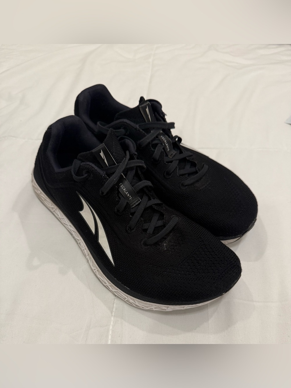 Altra Women's Escalante 2.5 Road Running Shoes Black White Size 8.5